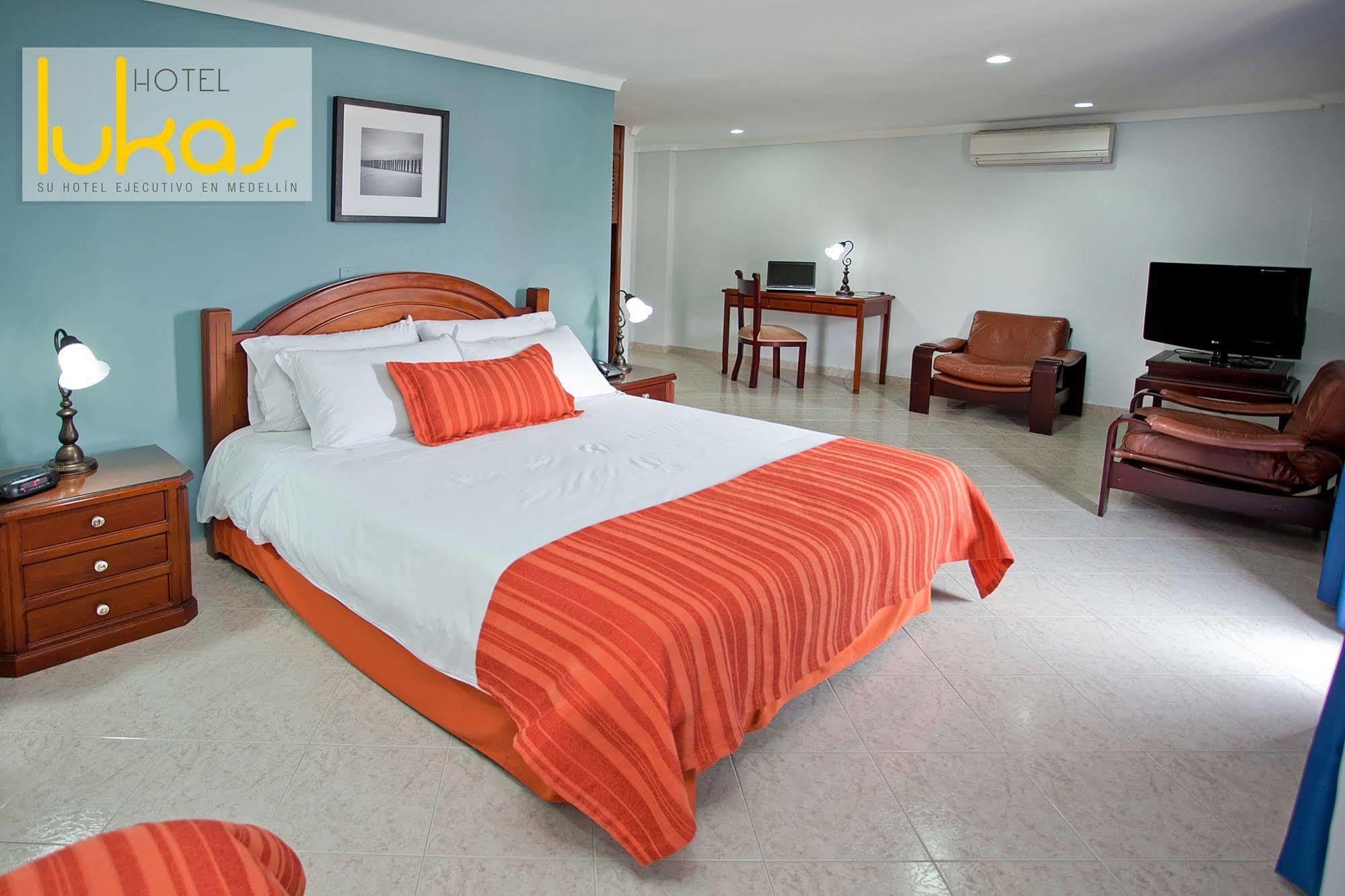 Hotel Lukas Medellin Ngoại thất bức ảnh